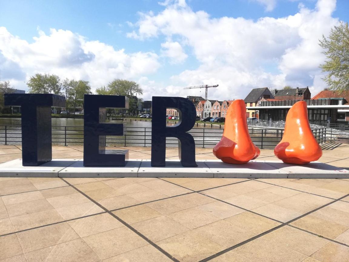 Het Zeeuws Verblijf Acomodação com café da manhã Terneuzen Exterior foto